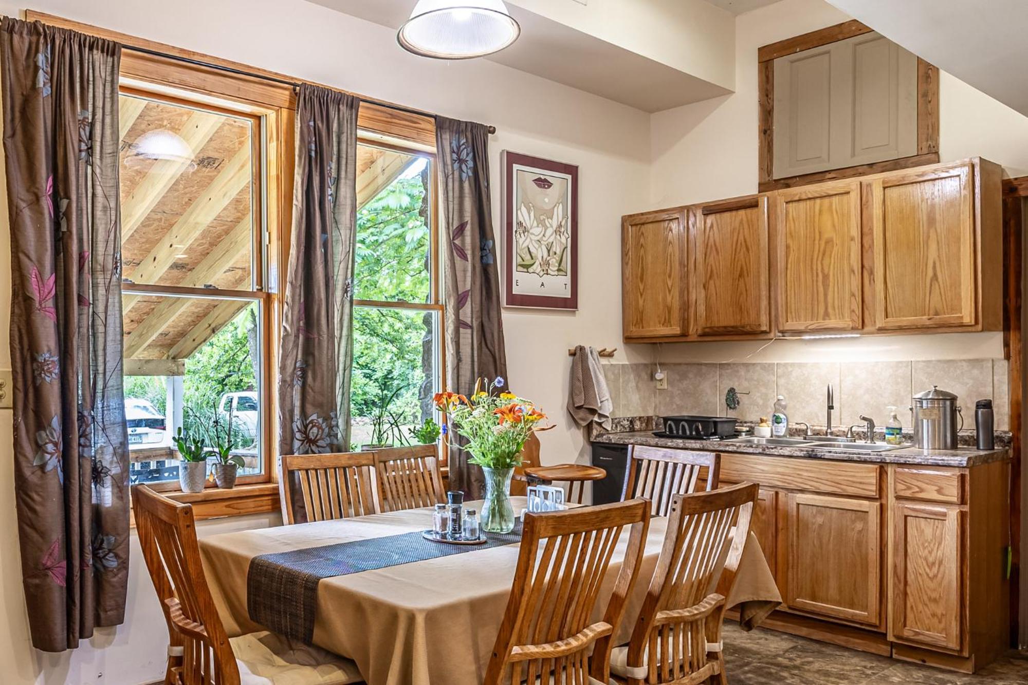 Bliss Point Farm And B&B, Llc Earlysville Екстериор снимка